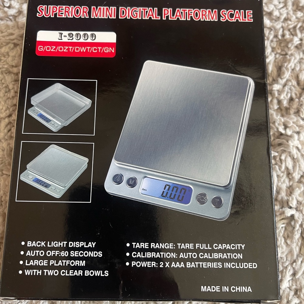 Digital Kitchen Scale - Silver - Picture 2 of 5